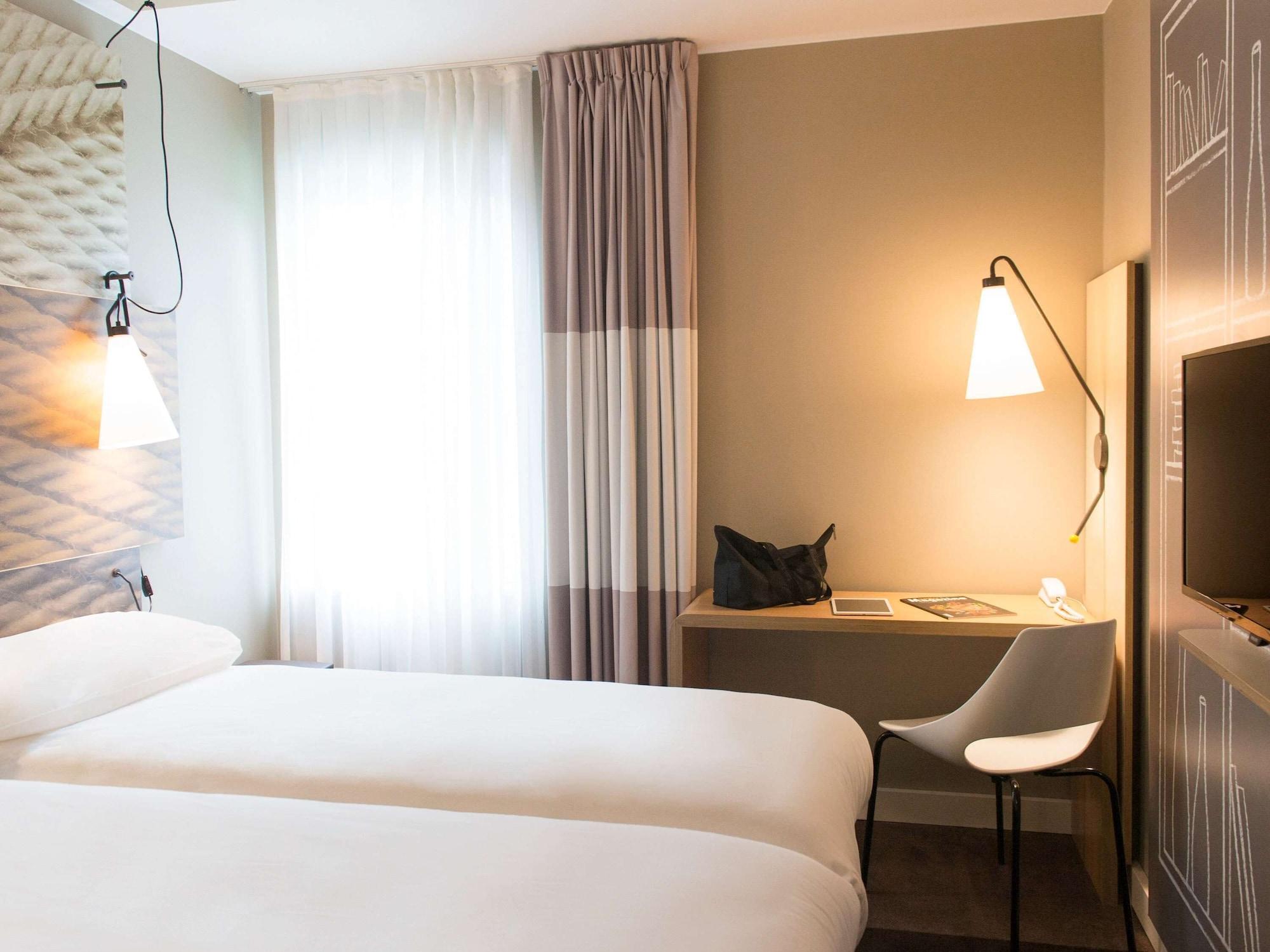 Ibis Wavre Brussels East Hotel Exterior foto