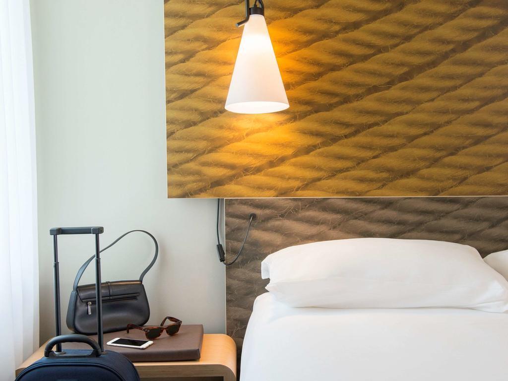Ibis Wavre Brussels East Hotel Exterior foto